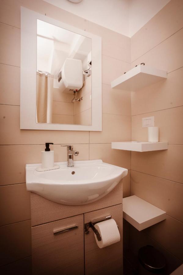Casa Dalma' - Bari Centro Apartment ภายนอก รูปภาพ